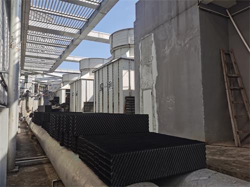 <a href=http://www.km225.cn/tags21_0.html target=_blank class=infotextkey>冷卻塔填料</a>堵塞怎么辦 <a href=http://www.km225.cn/tags21_0.html target=_blank class=infotextkey>冷卻塔填料</a>堵塞怎么辦